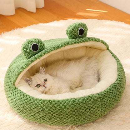 Frog Shape Pet Bed Warm Enclosed Cat Bed with Soft